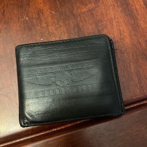 Used men’s Harley Davidson leather wallet.